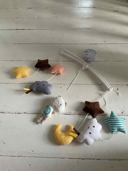 Photo of free Fixable wind up baby mobile (CR0) #1