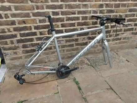 Photo of free Carrera bike frame, large 20" (TW2) #1
