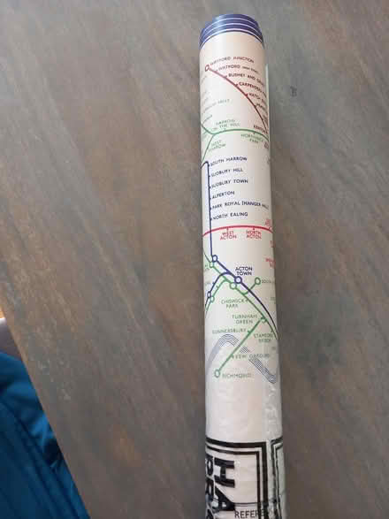Photo of free old London tube map (RG6 near Palmer Park) #1
