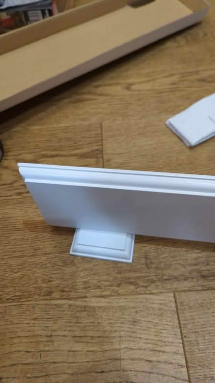 Photo of free White wood effect shelf (norbiton KT2) #1