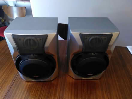 Photo of free Amp, tape player and speakers (Wavertree L15) #1