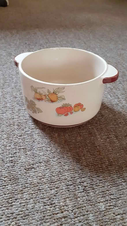 Photo of free Casserole dish (Cb24 9nt) #3