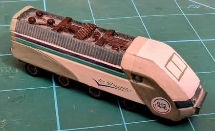 Photo of free Vintage Old Retro Train Locomotive Le Shuttle Model (ME9) #1
