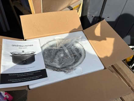 Photo of free Brand new slow cooker (Heaton Norris SK4) #2