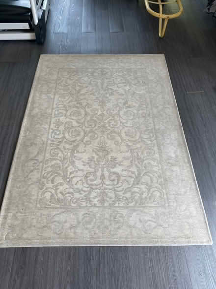 Photo of free Dorma cream floor rug (Sutton Bridge) #1