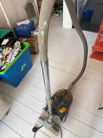 Photo of free Working vacuum cleaner (Hackney Wick E9) #2
