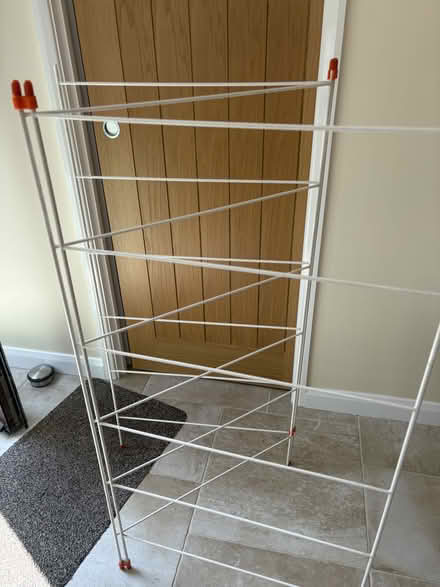 Photo of Clothes airer of this type (Jacksons Lane, Billericay) #1