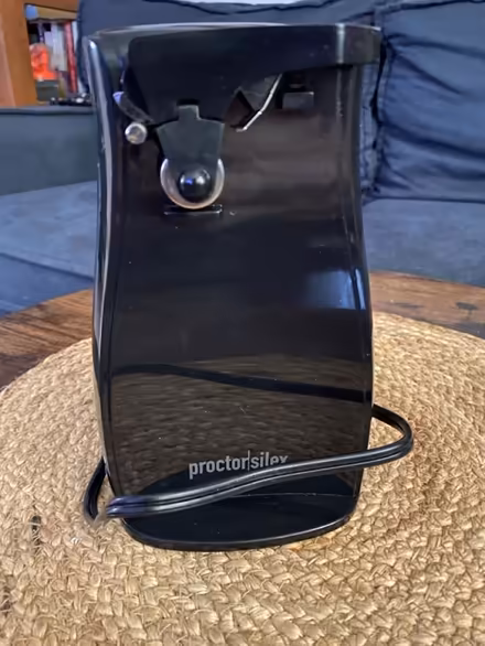 Photo of free Can opener (Glenolden 19036) #1