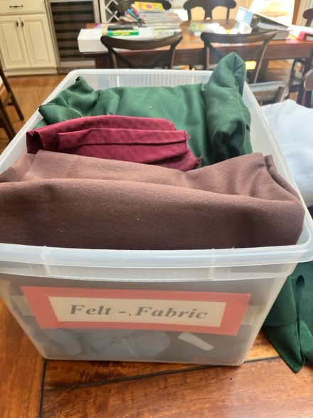 Photo of free Cloth, Felt, Scraps & Yarn (FFX/Centreville near Costco) #1