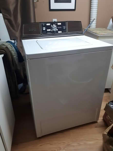 Photo of free Broken washer (Gatineau J8X2Z4) #1
