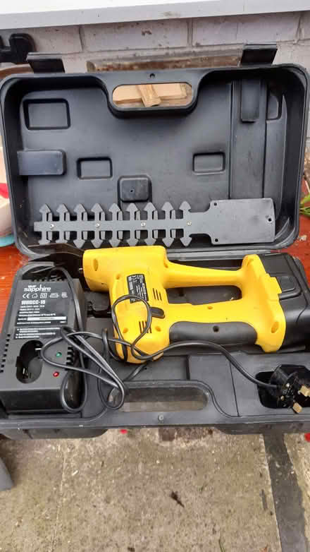 Photo of free Cordless Hedge Trimmer (Upton CH49) #1