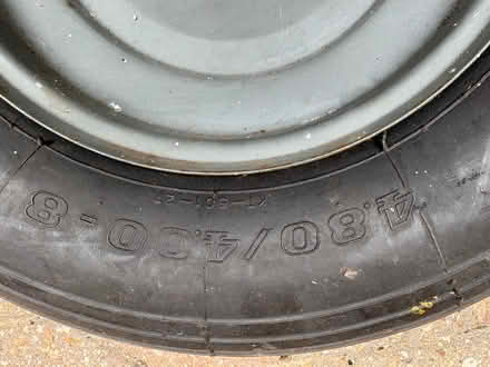Photo of free Wheelbarrow wheel (Jacksons Lane, Billericay) #3