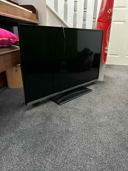 Photo of free 40” flat lcd Tv - JVC (LE3 leicester) #1