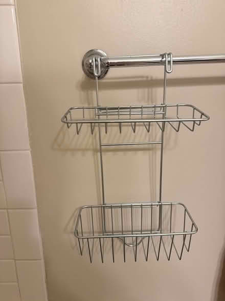 Photo of free shower caddy | cutting board (Princeton) #1