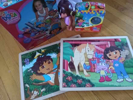 Photo of free Dora puzzles and bath toy (Near the experimental farm) #1