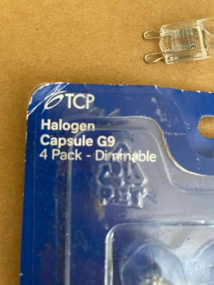 Photo of free Small halogen bulbs (OX4 3) #1