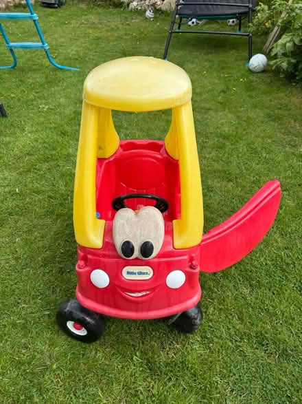Photo of free Little tykes car (Totteridge, High Wycombe, HP13) #1