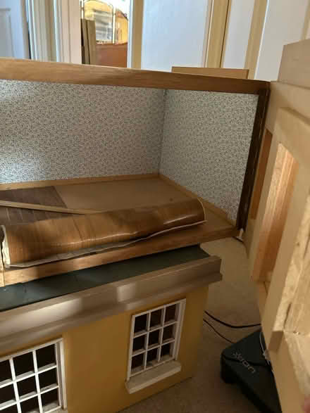 Photo of free CRAFTERS! Part handmade dollhouse (Battersea SW11) #4