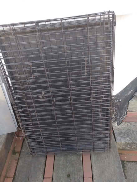Photo of free Large dog crate a (Porthtowan TR4) #1