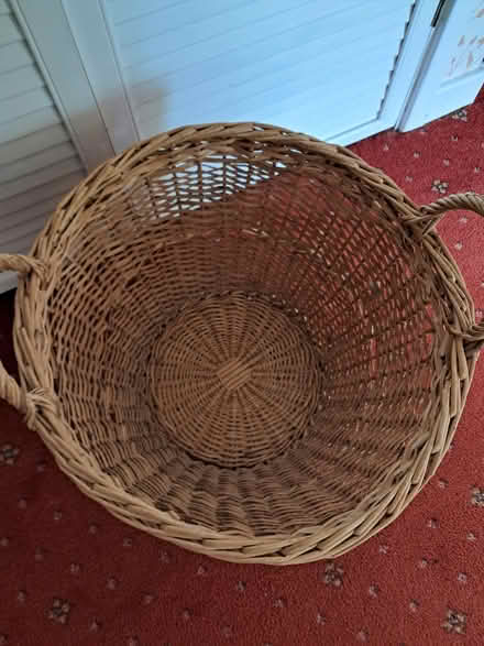 Photo of free Wicker basket (Grandborough, cv23 8dn) #4