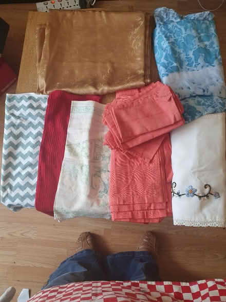 Photo of free Kitchen wear stuff (feltham, TW14 0qq) #1