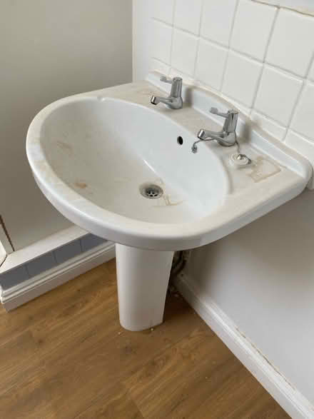 Photo of free Bath,sink ,toliet (SN8 Marlborough) #1