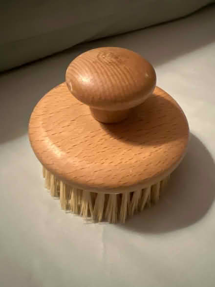 Photo of free Body shop body scrub (Maulden MK45) #1