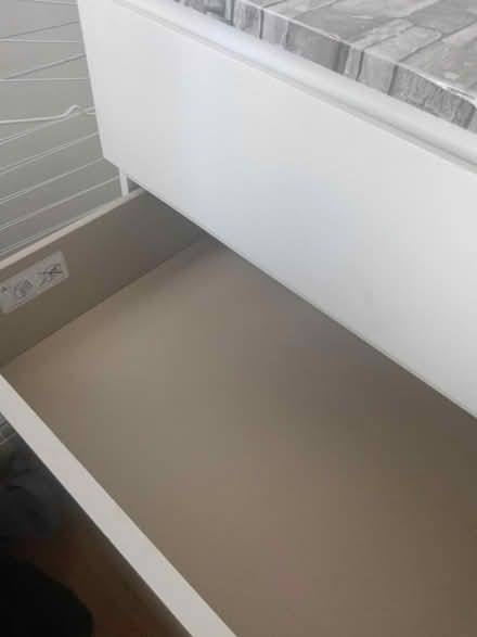 Photo of free Chest drawers (SE25) #3