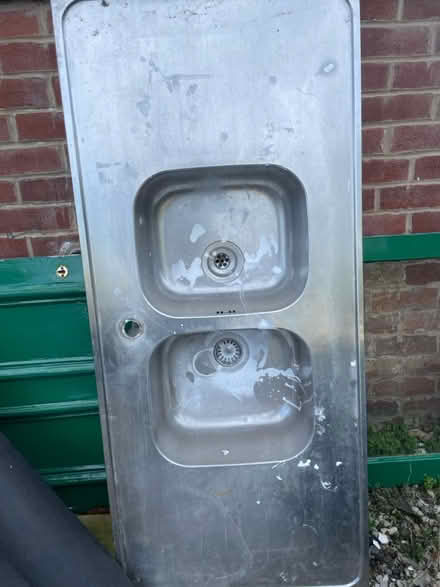 Photo of free Metal double sink (S7 Carter knowle) #1