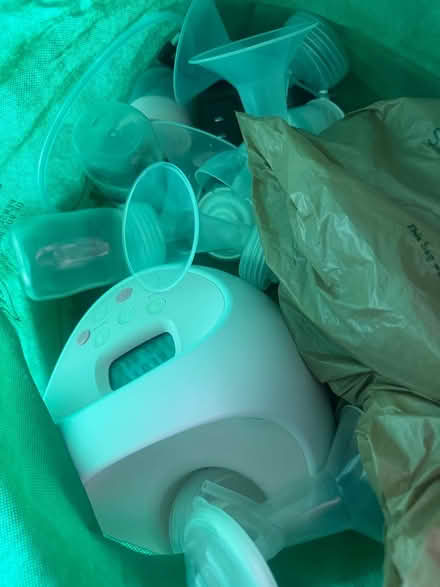 Photo of free Breast pump (North York) #1