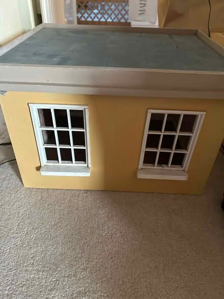 Photo of free CRAFTERS! Part handmade dollhouse (Battersea SW11) #2