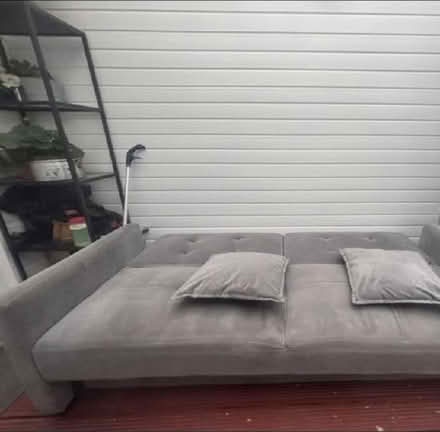 Photo of free Sofa bed (Wokingham RG40) #1