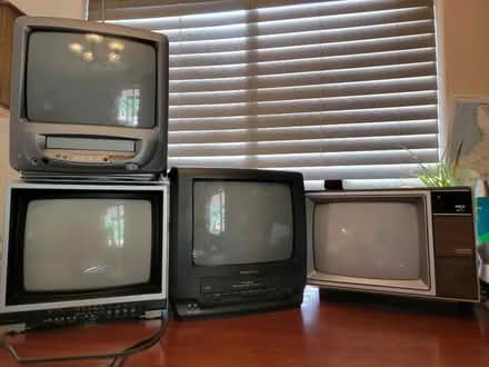 Photo of old big back tube computer monitor (W6 - Fulham) #2