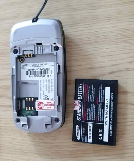 Photo of free Samsung E380 (Lower Addiscombe, CR0) #3
