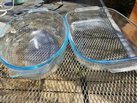 Photo of free Oven dishes (Kingston KT1) #1