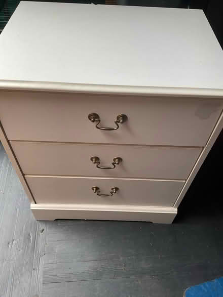 Photo of free Bedside cabinet (leeds 12) #1
