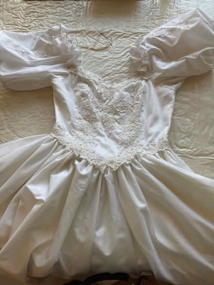 Photo of free Vintage 1984 wedding dress material (Fairview street) #2