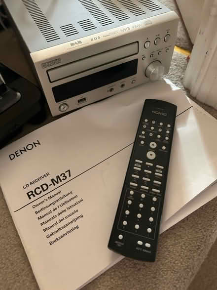 Photo of free Music system CD & vinyl (Battersea SW11) #4