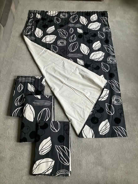 Photo of free 4 x identical curtain panels (Finsbury Park N4) #1