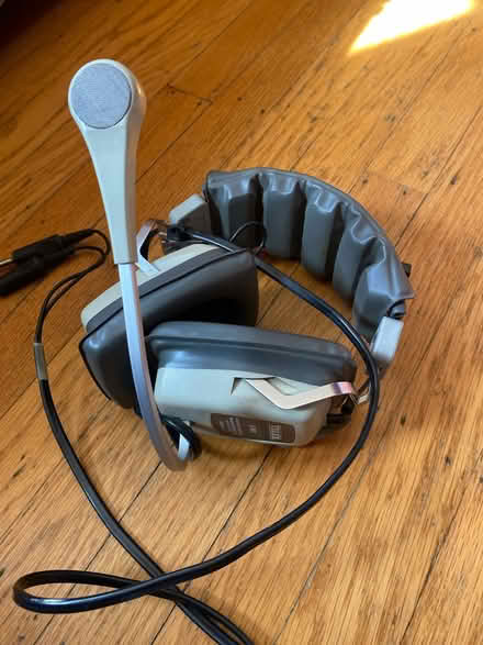 Photo of free Working Aviation Headset (Lake Merritt) #1