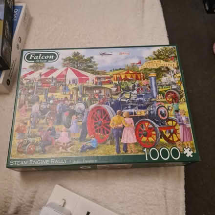 Photo of free Jigsaw Puzzels Bundle x8 Falcon etc (TW7) #4