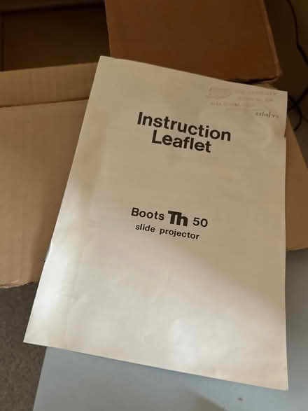 Photo of free Vintage slide projector 1977 (Battersea SW11) #3
