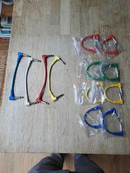 Photo of free 12 x small jack cables (Welwyn Garden City AL8) #1
