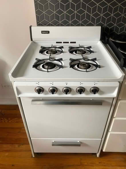 Photo of free Gas Stove (Upper East Side) #2