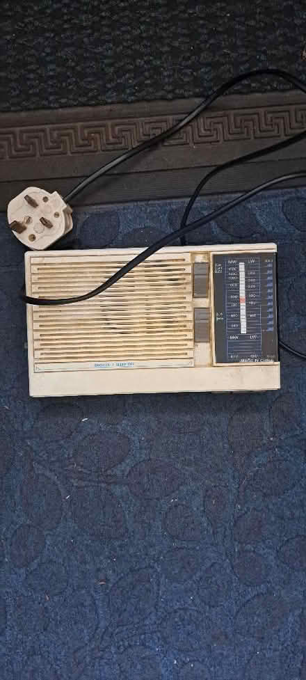 Photo of free Vintage analogue radio alarm clock (Churchgate EN8) #1