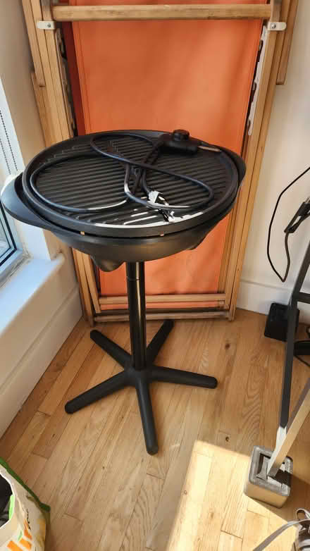 Photo of free Electric Barbecue (East Williamsburg) #2