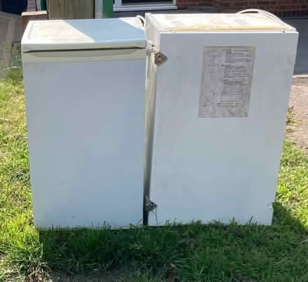 Photo of free under counter Fridge & Freezer (Cheshunt EN8) #1