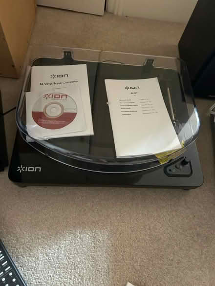 Photo of free Music system CD & vinyl (Battersea SW11) #2