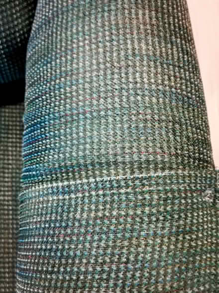 Photo of free LARGE comfy chair (Dowâs Lake) #3