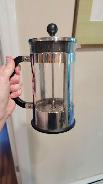 Photo of free French press (Aberdeen by train station) #1